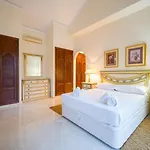 El Rosario Large W Heated Pool
