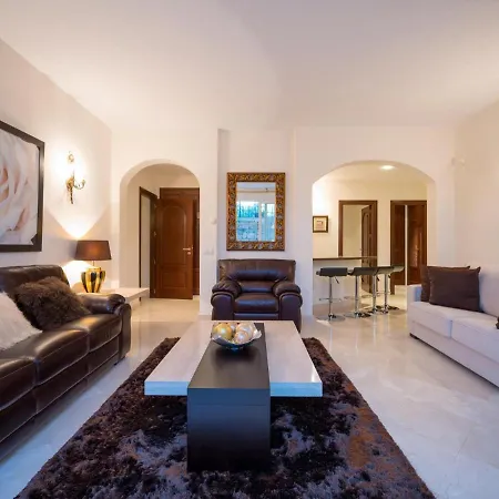 El Rosario Large W Heated Pool Marbella