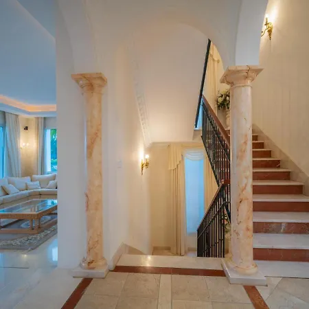 El Rosario Large W Heated Pool Tatil Evi *