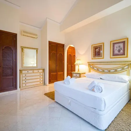 El Rosario Large W Heated Pool